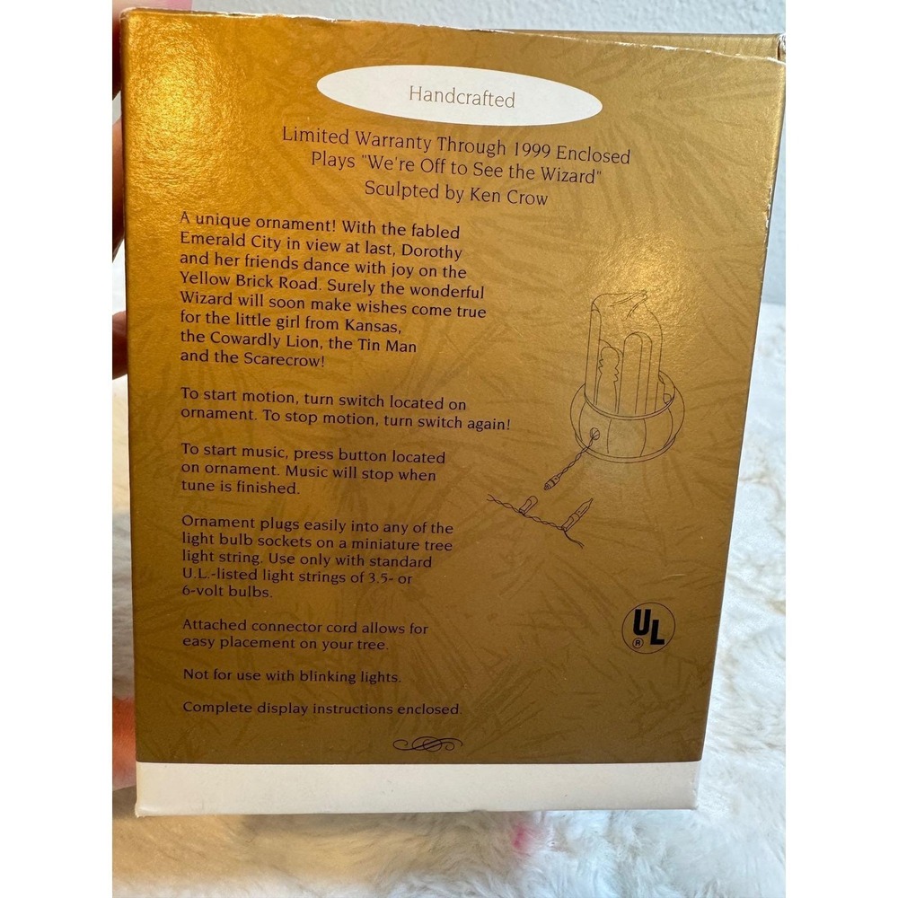 Hallmark Keepsake 1996 Wizard of Oz Emerald City Magic Ornament Light Music - Picture 10 of 10